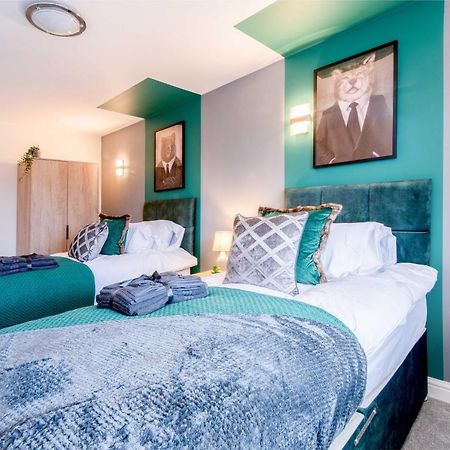 Апартаменты Immaculate 3 Bed House - Stunning Balcony Views Матлок Экстерьер фото